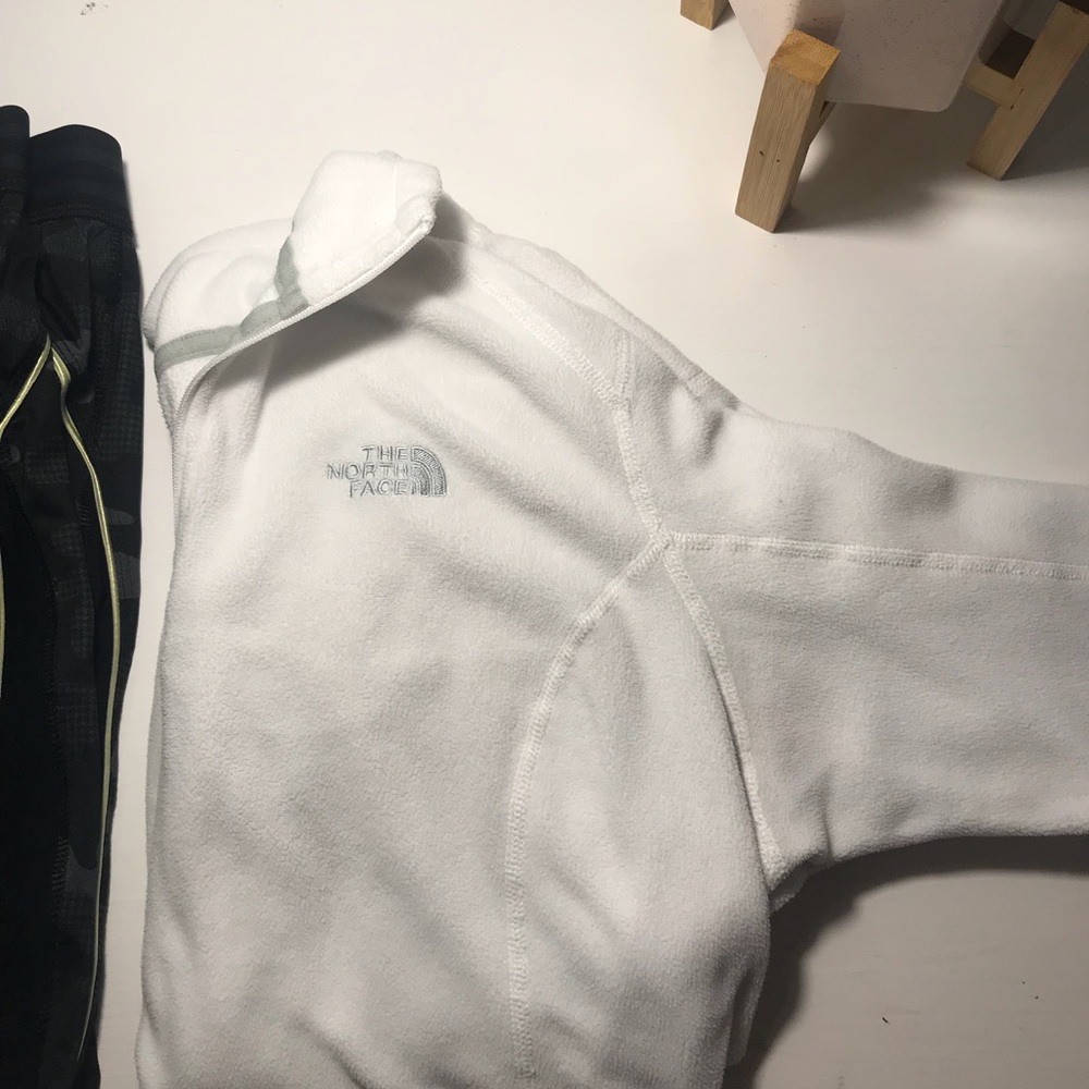 White North Face Fleece Quarter Zip